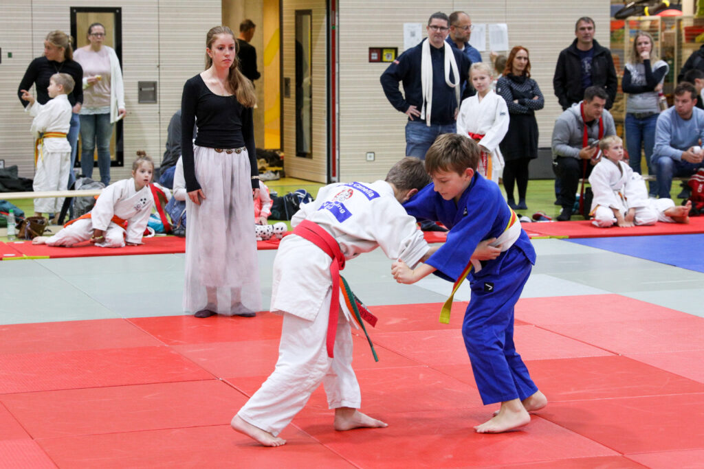 20251025-Halloweenturnier_Geretsried_Conny_045