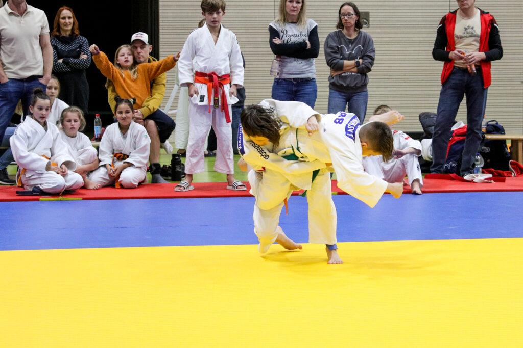 20251025-Halloweenturnier_Geretsried_Conny_050